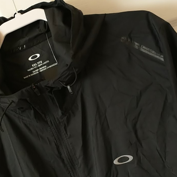 Mens rain coat - Picture 4 of 11